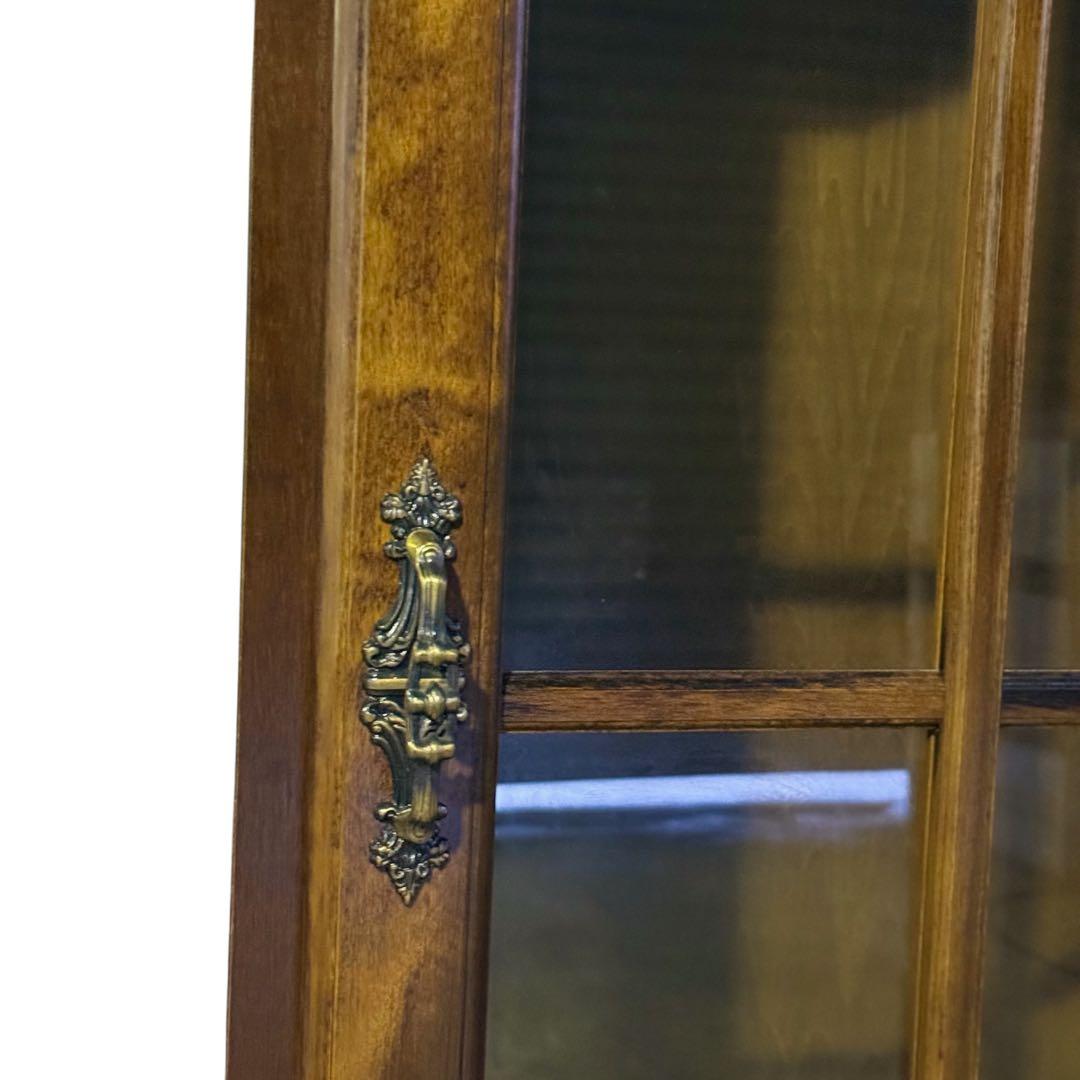 HR636 【美品】希少デザインkarimoku コロニアルスリムカップボード