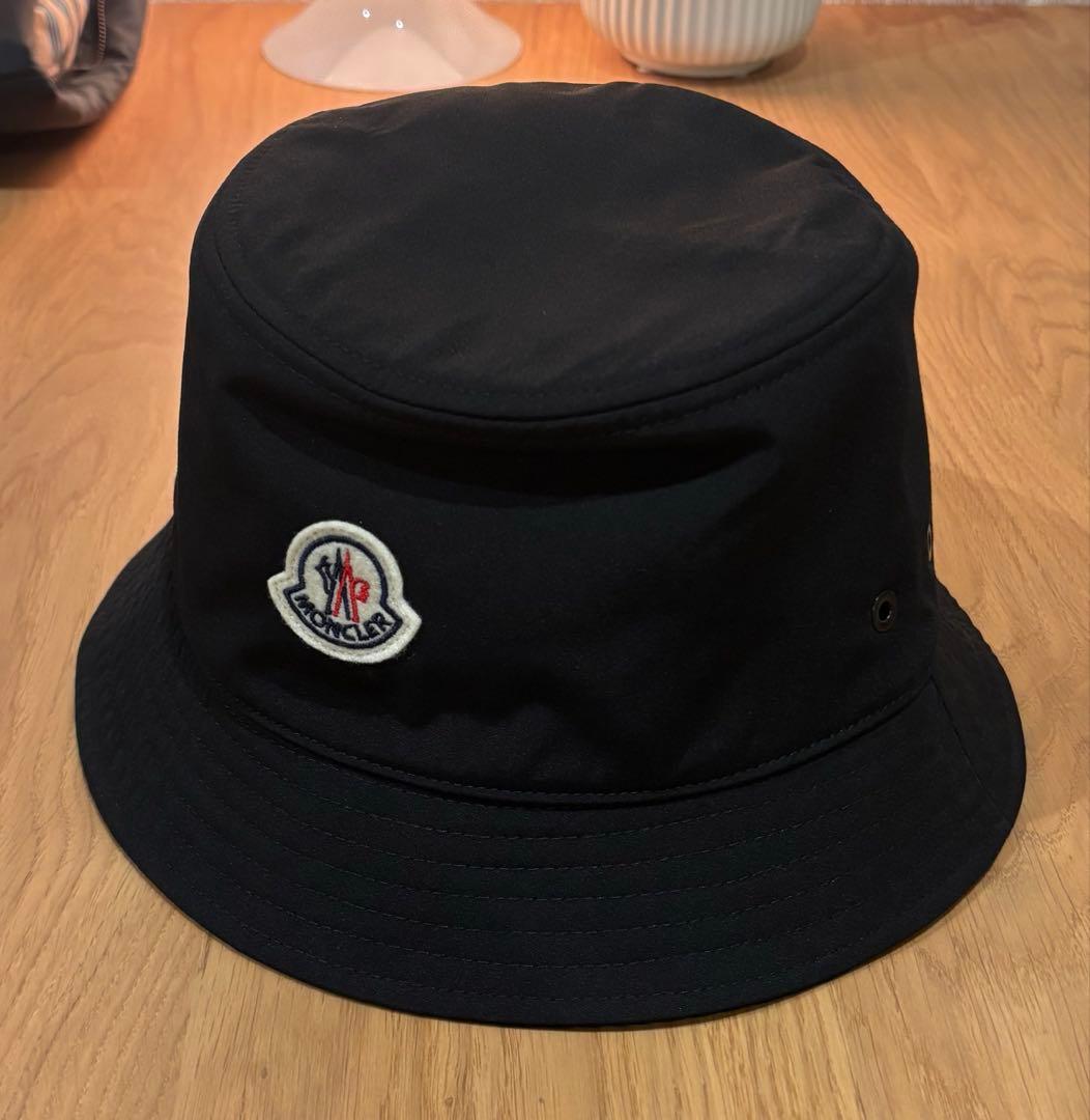 モンクレール バケットハット3B00080 57843 ブラック Lサイズ
