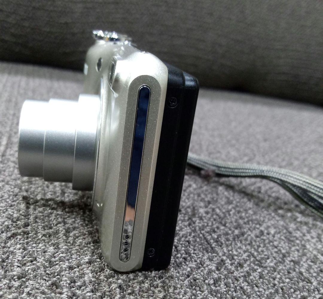 Nikon　COOLPIX L28　コンパクトデジタルカメラ　SDカードポーチ付