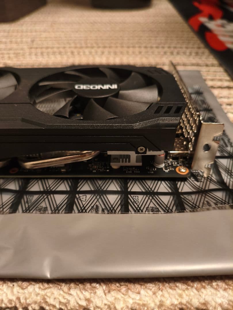 グラフィックボード・グラボ・ビデオカード INNO3D GTX 1660 SUPER Twin X2 6GB GDDR6