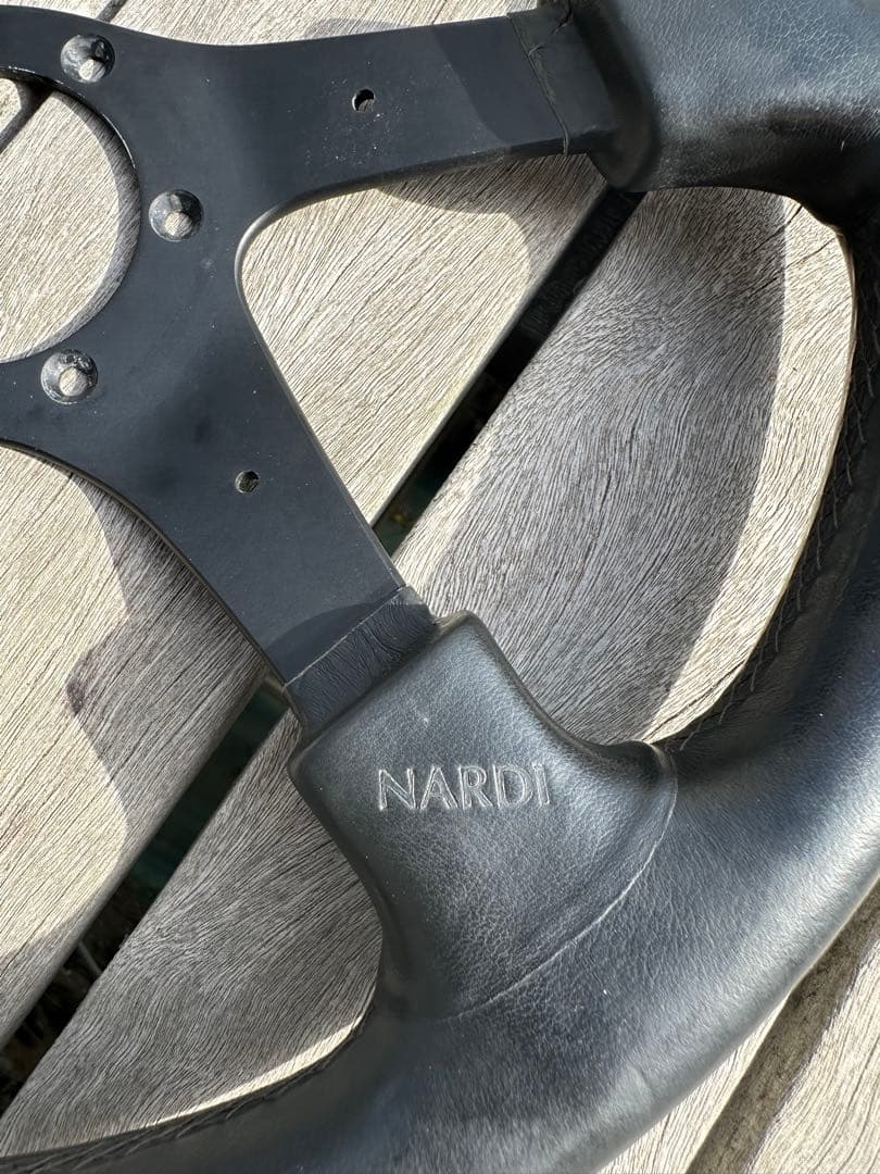 NARDI GARA4 TYPE4 365mm ブラックレザー