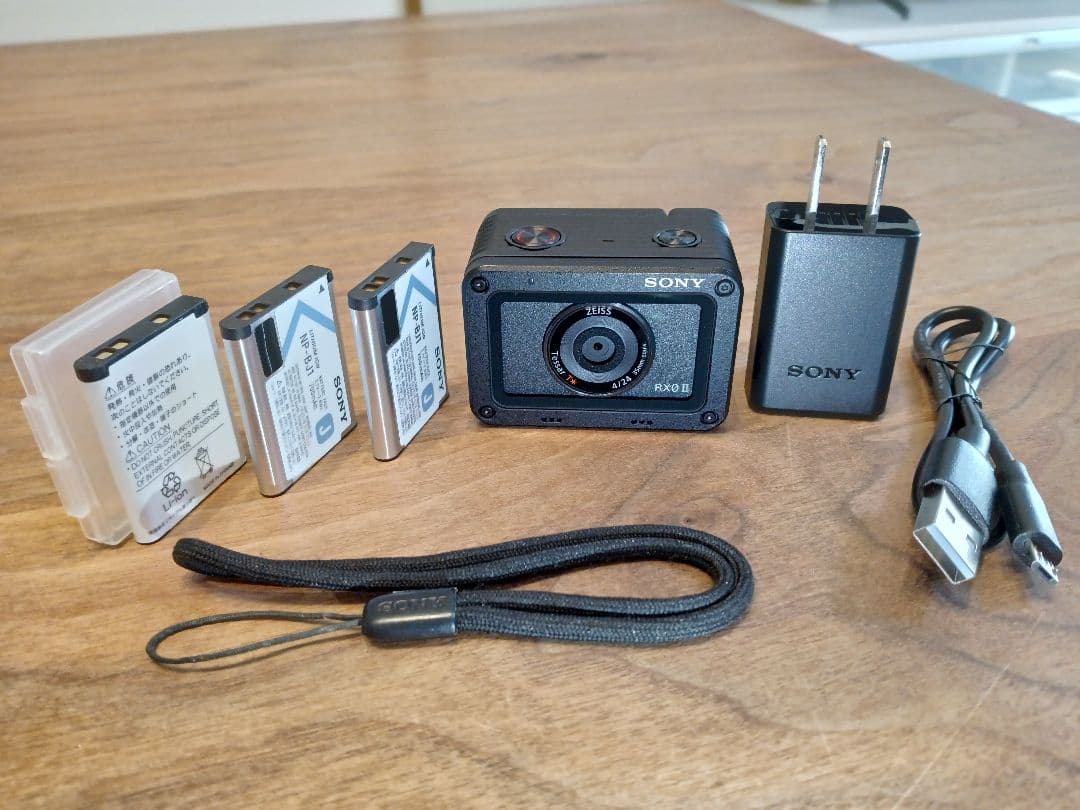 【バッテリー計3個付き】美品 SONY Cyber-shot DSC-RX0M2