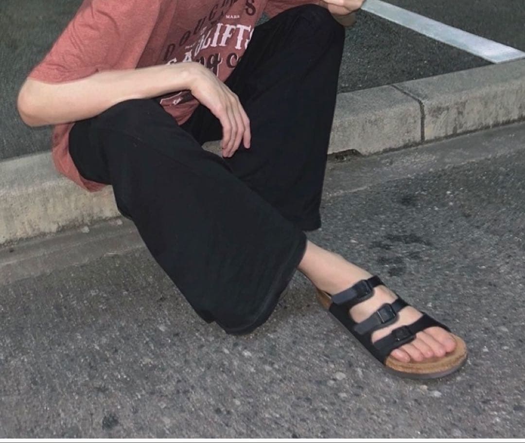 新品　Birkenstock Florida leather sandals