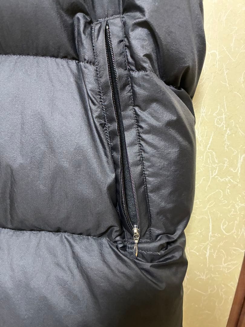 COMOLI DOWN VESTダウンベスト22AW サイズ1 BLACK