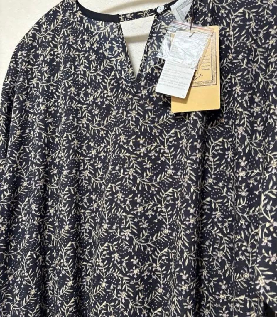 ビアズリー　フラワーリーフプリントロングワンピース 新品未使用　完売品