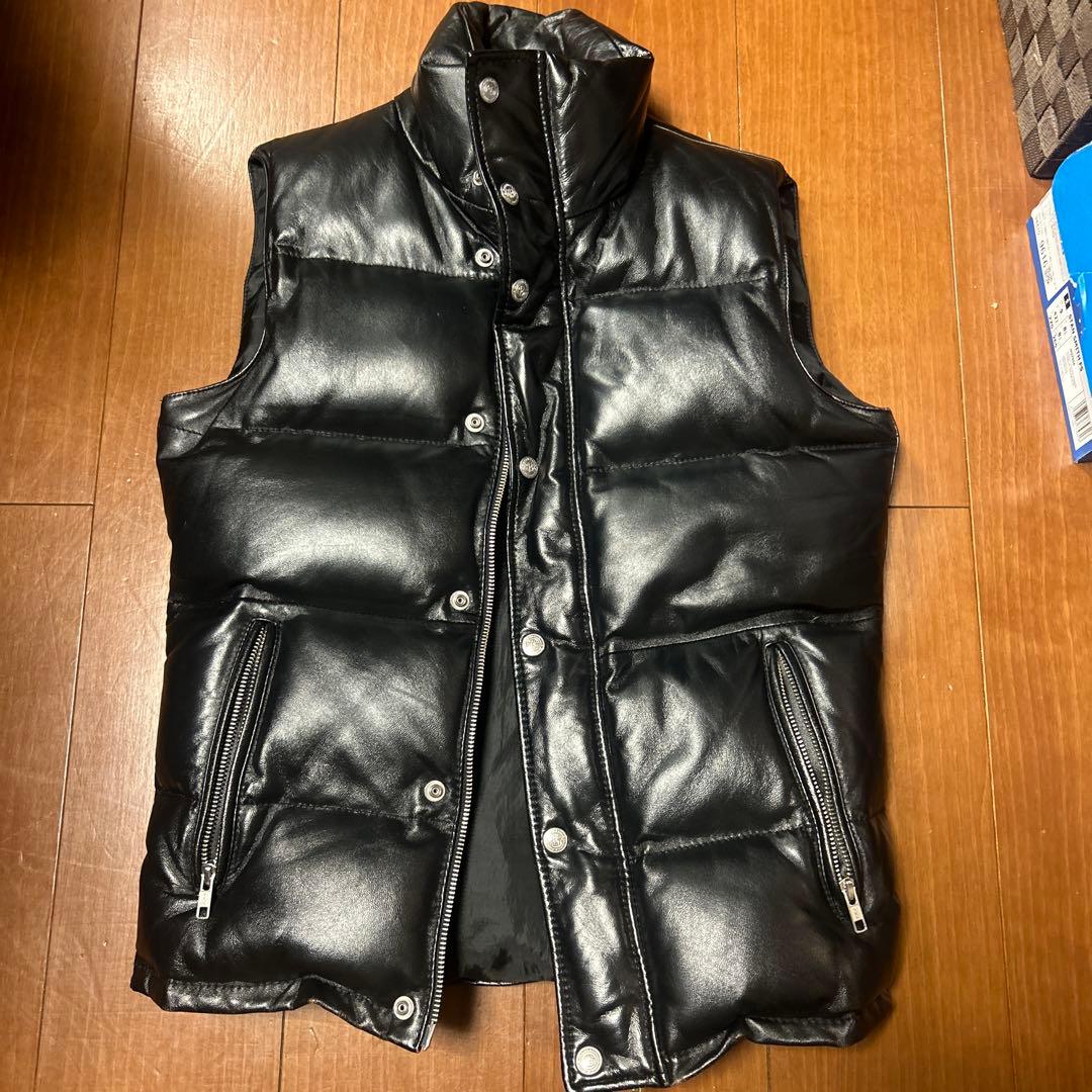レザーダウンベスト