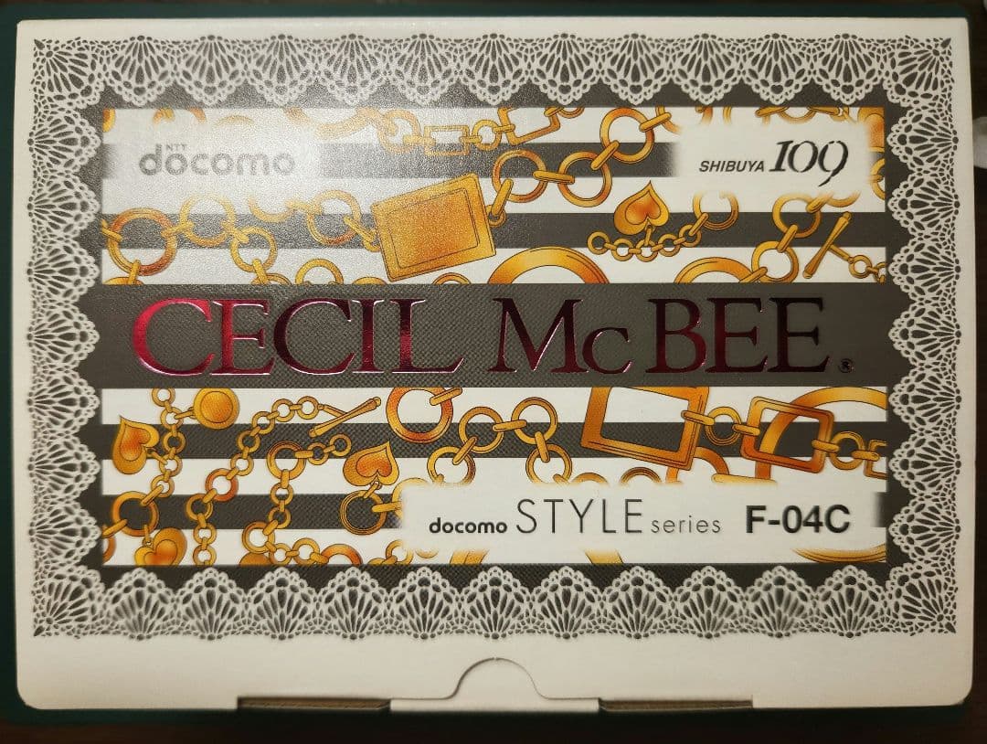 携帯電話本体 docomo STYLE series F-04C