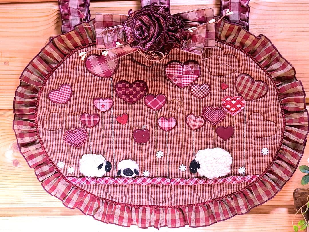 ⭐アメリカンカントリー雑貨♥️タペストリー☘️ハートの森の羊たち❊ホルダー付き