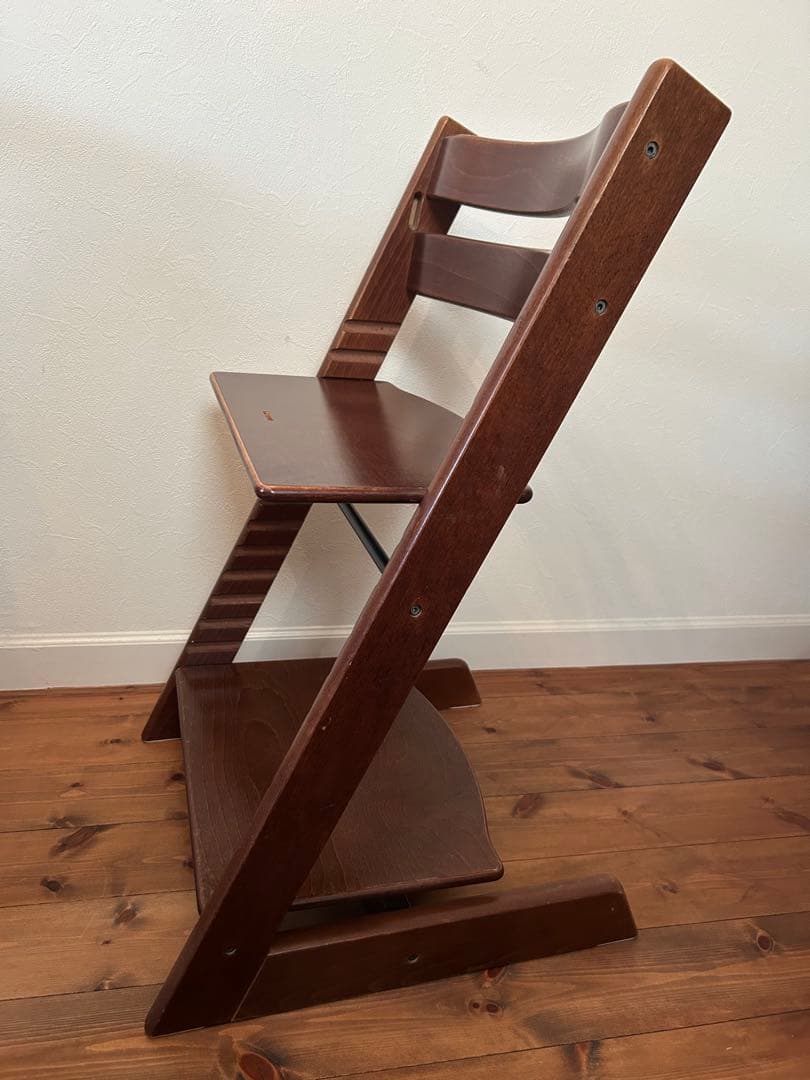 【美品】ストッケ トリップトラップ ウォールナット送料無料 匿名配送