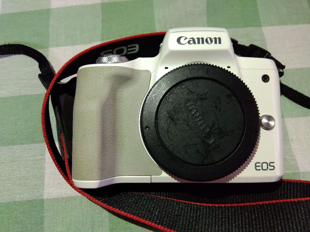 Canon EOS kiss m ホワイト ダブルズームレンズキット