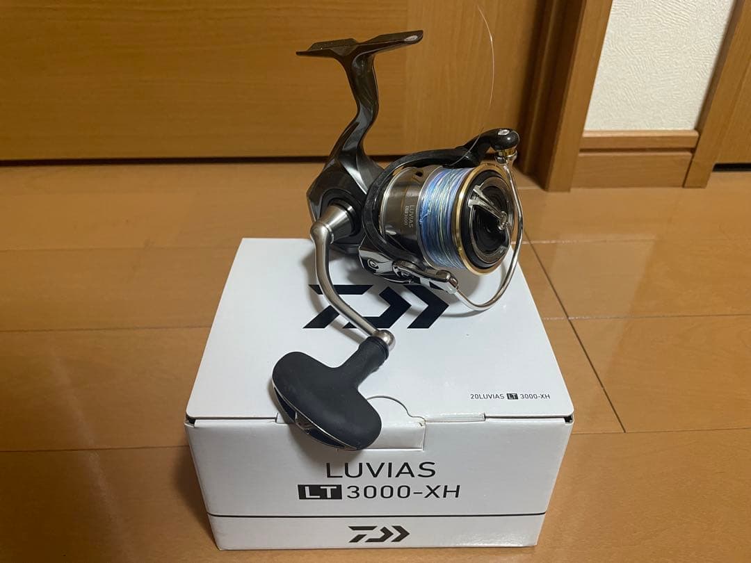 LUVIAS LT 3000-XH スピニングリール 箱付き
