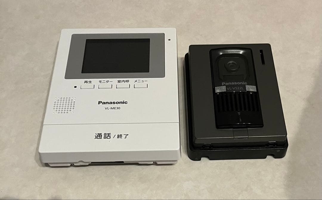 Panasonicテレビドアホンと親機VL-ME30