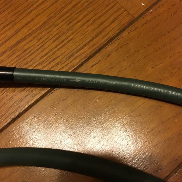 オーディオ クエスト スピーカーケーブル