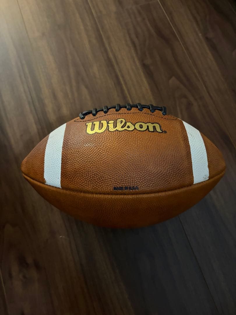 ほぼ未使用！Wilson NCAA アメリカンフットボール　　革ボール