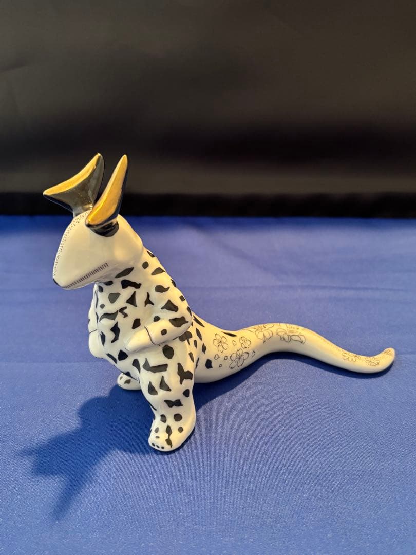 九谷焼　カネゴン　エレキング