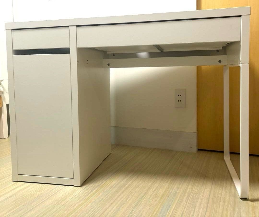 MICKE IKEA デスク(送料別途、引取歓迎)美品