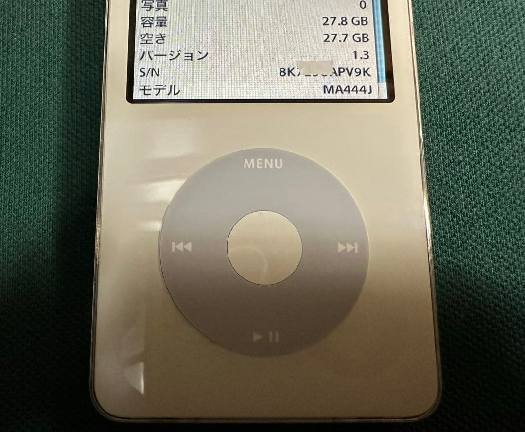 新品同様 iPod Classic 5.5世代　30GB MA444J