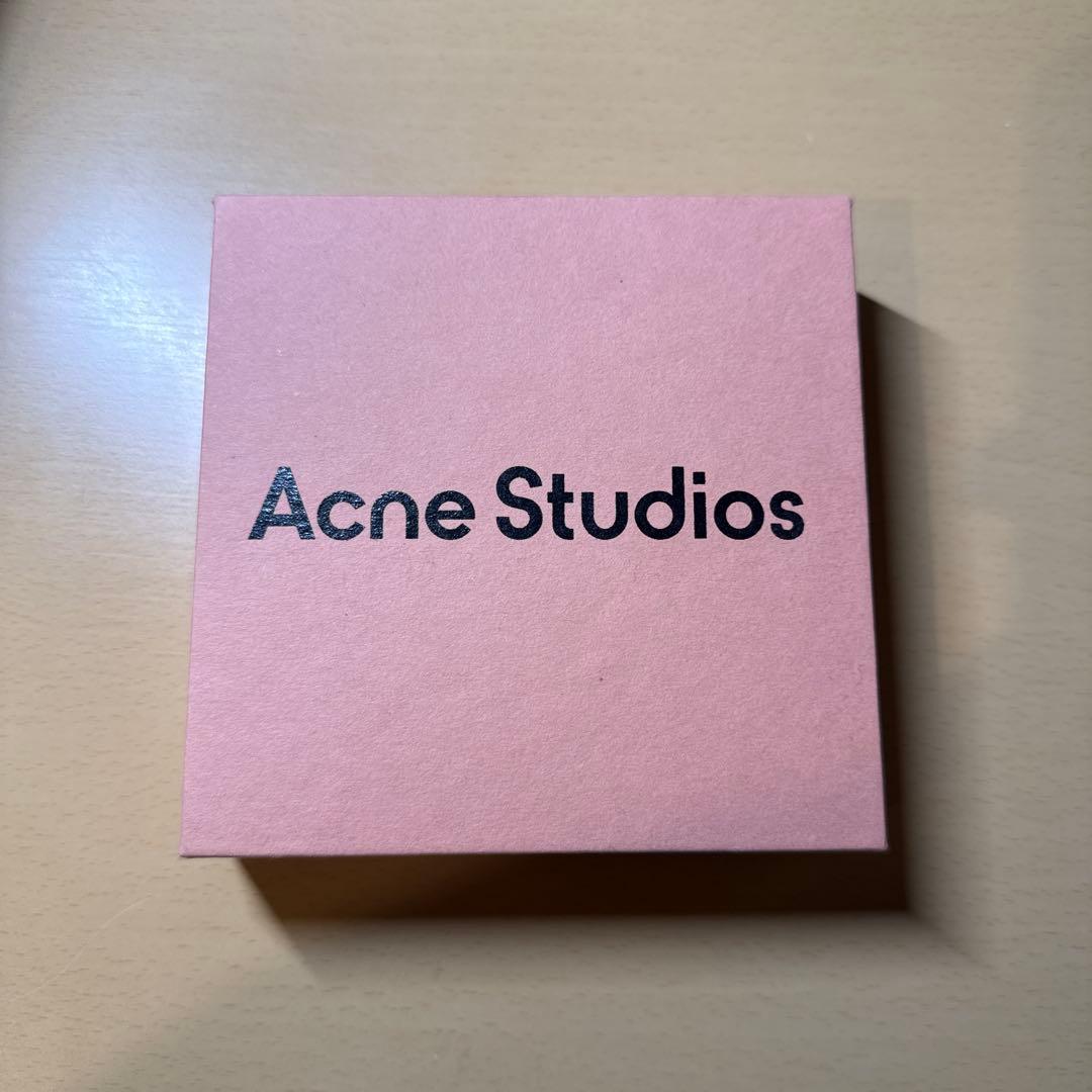 acne studios ハートチャームネックレス シルバー
