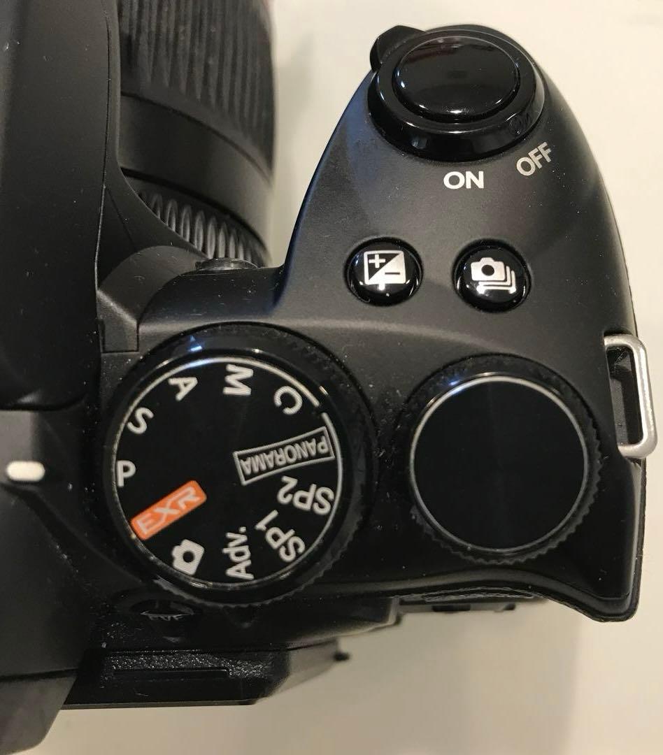 FUJI FILM デジタルカメラ　FINEPIX HS20EXR