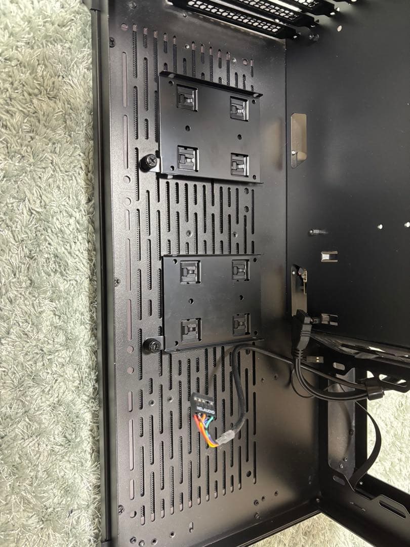 LIAN LI O11 Dynamic Razer Edition 最終値下げ