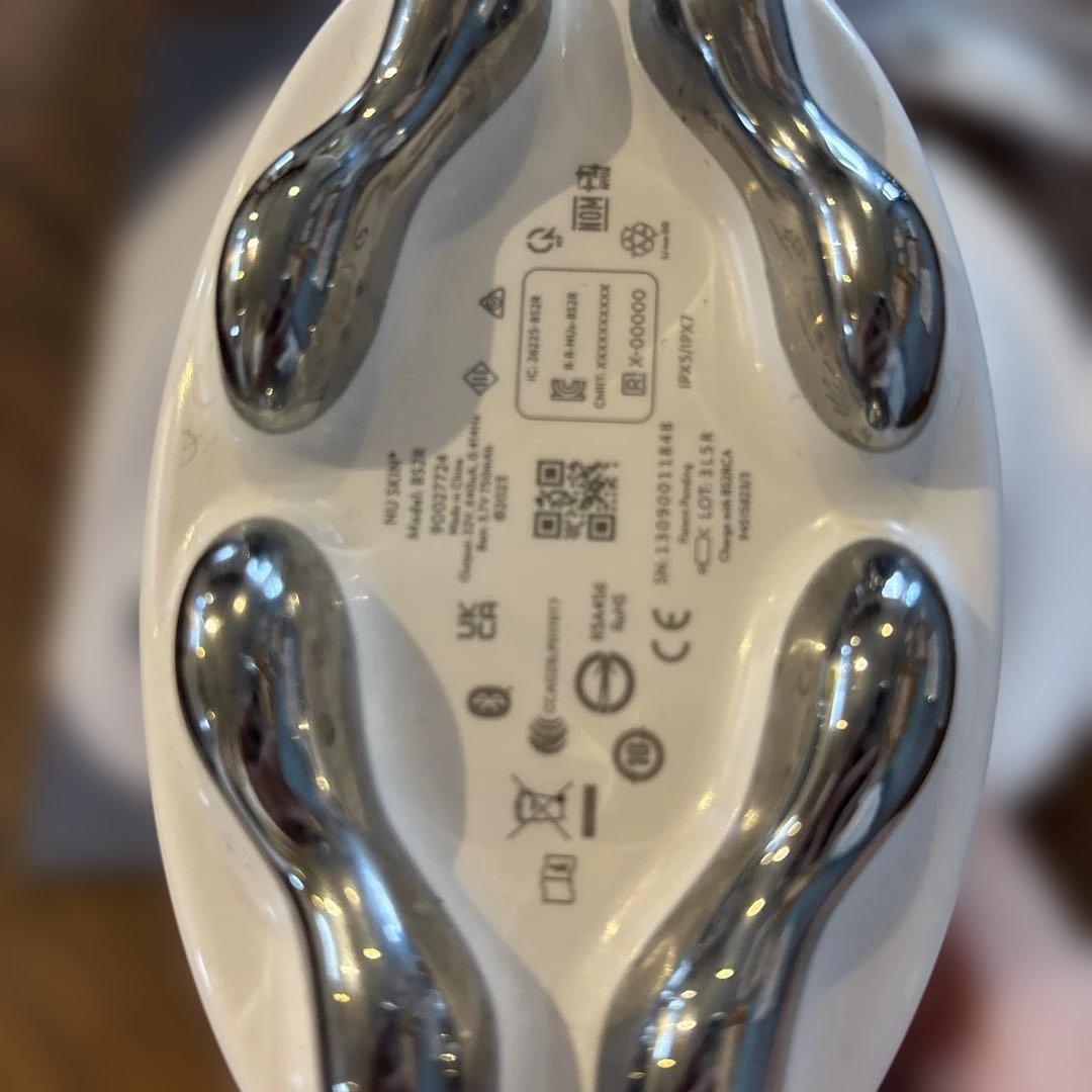 土日価格‼️Nu Skin ageLOC ウェルスパiO 充電ケーブルつき