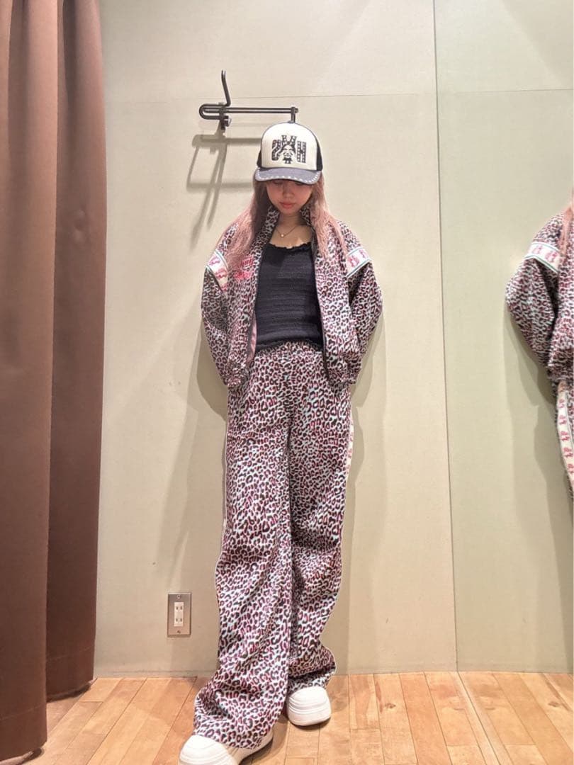 新品 大人気！HYS メッシュキャップ【SEE NO EVIL スタッズ】黒