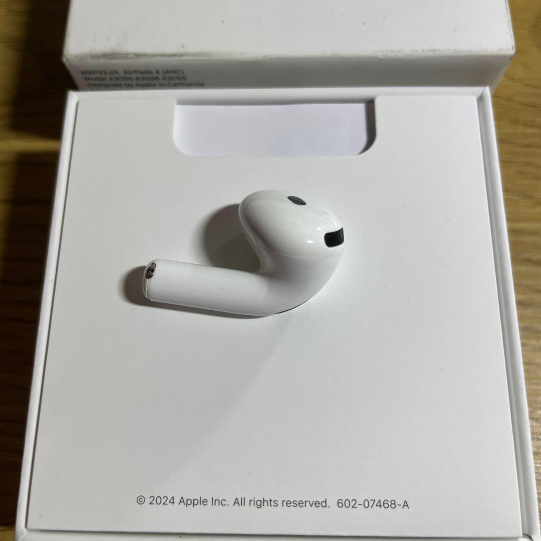 Apple Airpods 第4世代　ANC A3055 右側　右耳
