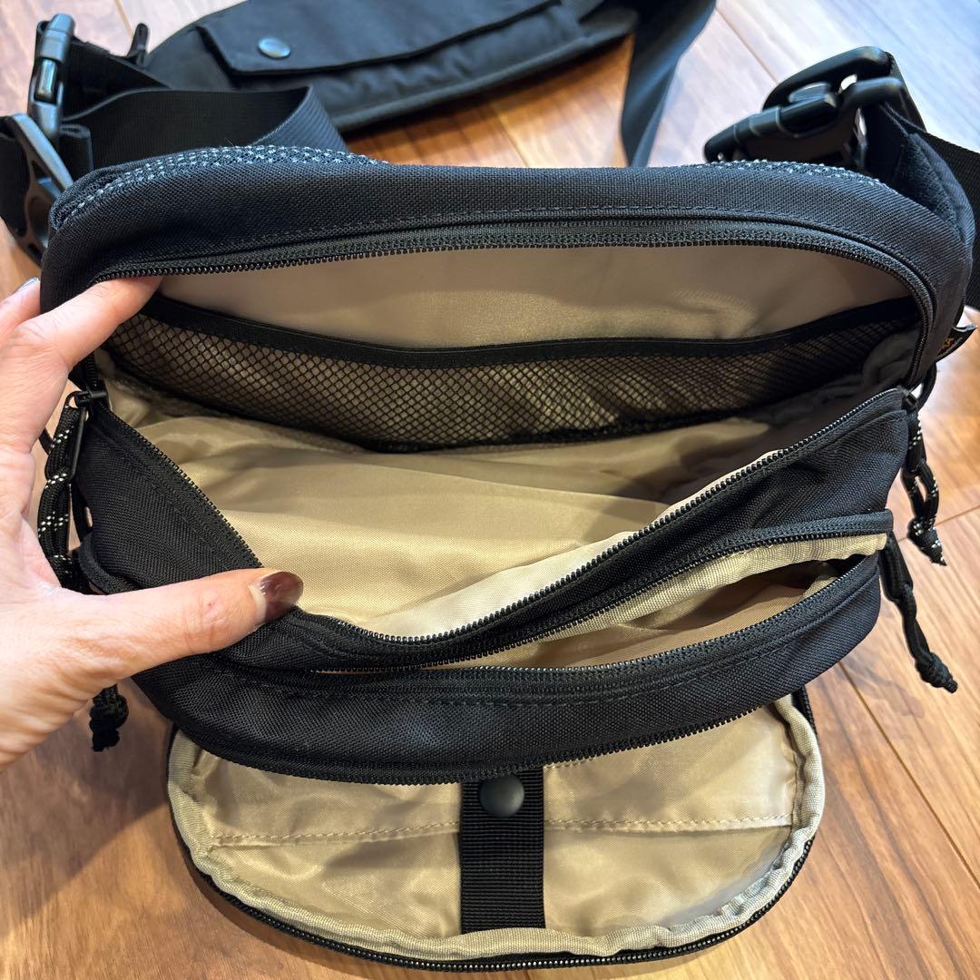 Hugoo ブラック ヒップシートバッグ