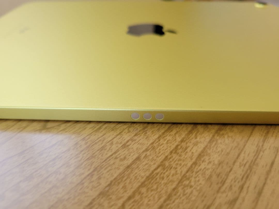 Apple iPad 第10世代 64GB Wi-Fiモデル　バッテリー100%