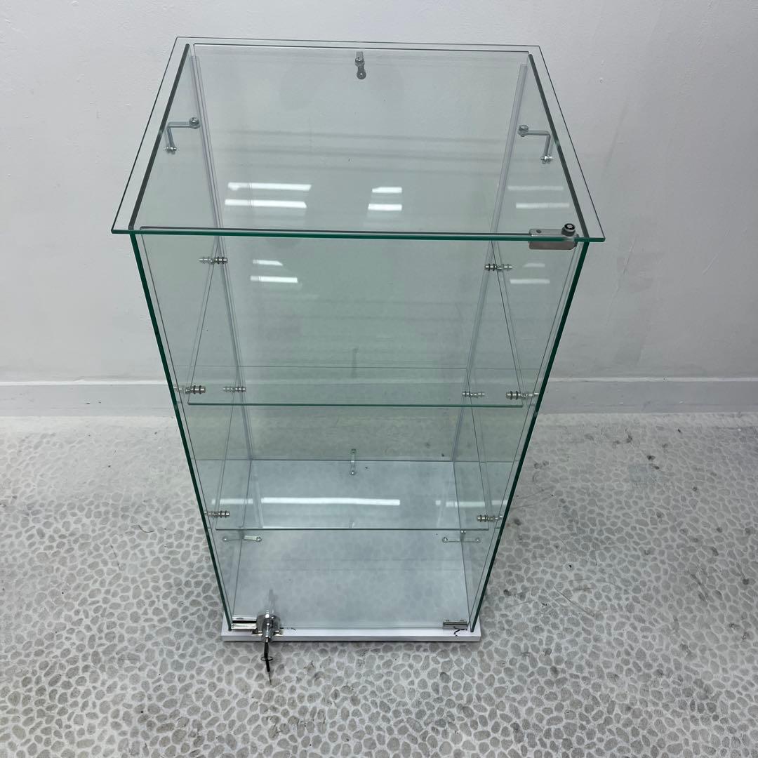 【配送可/直接引取歓迎】全面強化ガラス コレクションケース 3段 白塗装・鍵付き