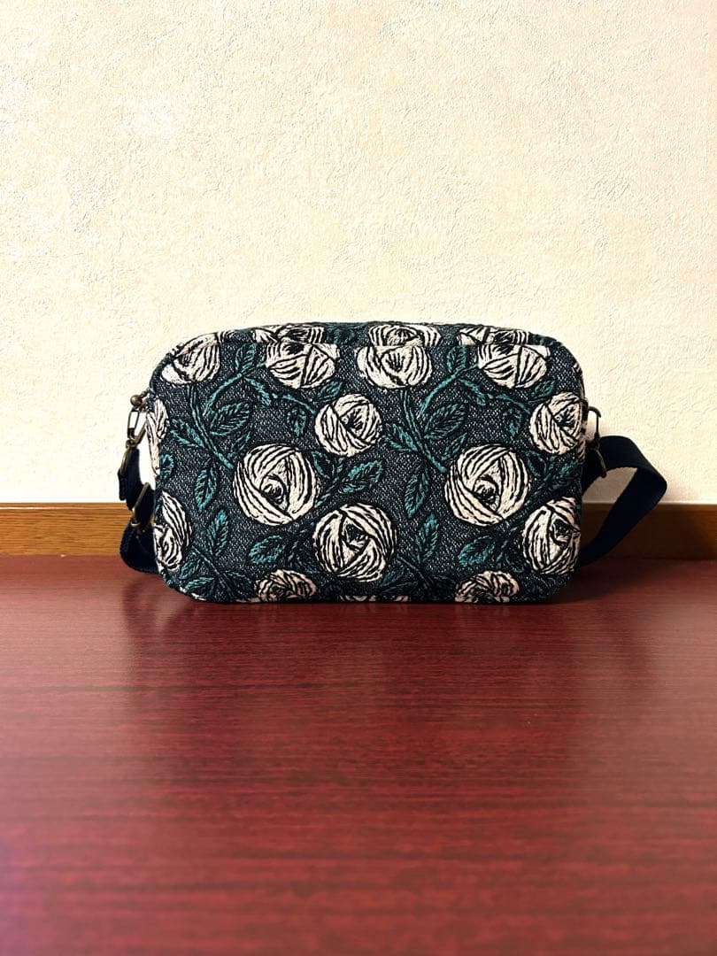 ミナペルホネン rosy ショルダーバック