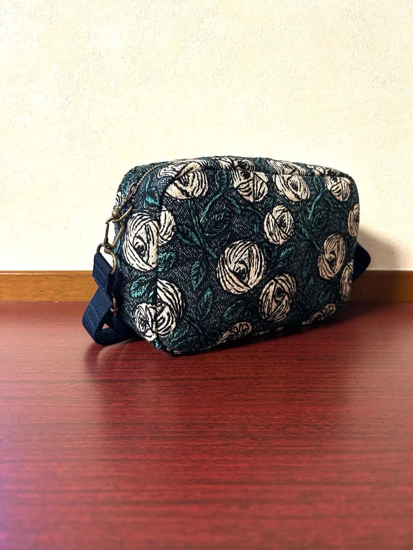 ミナペルホネン rosy ショルダーバック