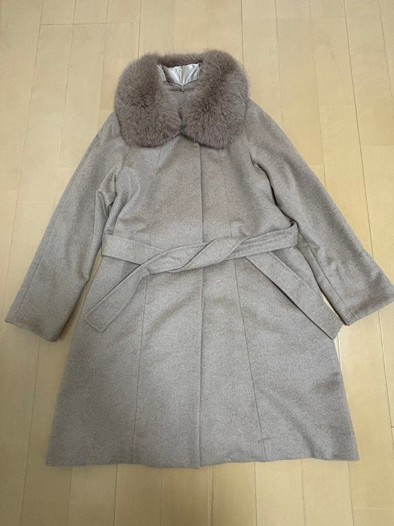 【新品未使用品】カシミヤ100% ベルト付ロングコート　ベージュ