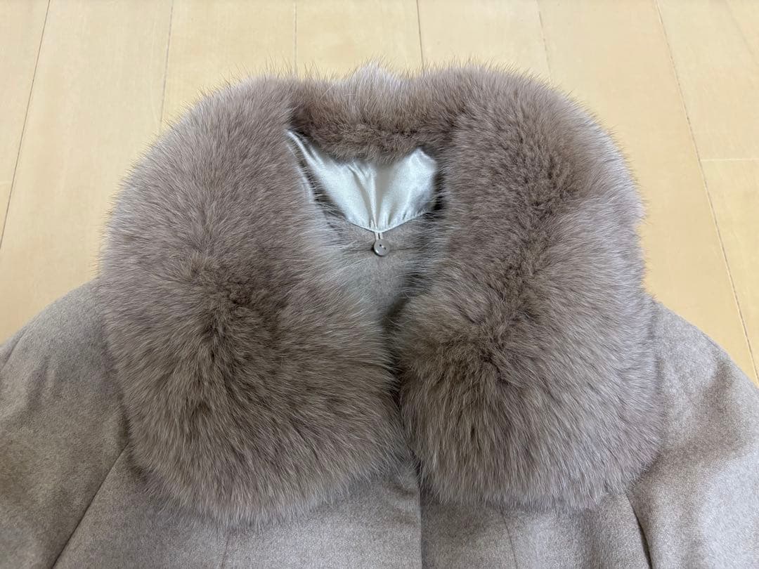 【新品未使用品】カシミヤ100% ベルト付ロングコート　ベージュ