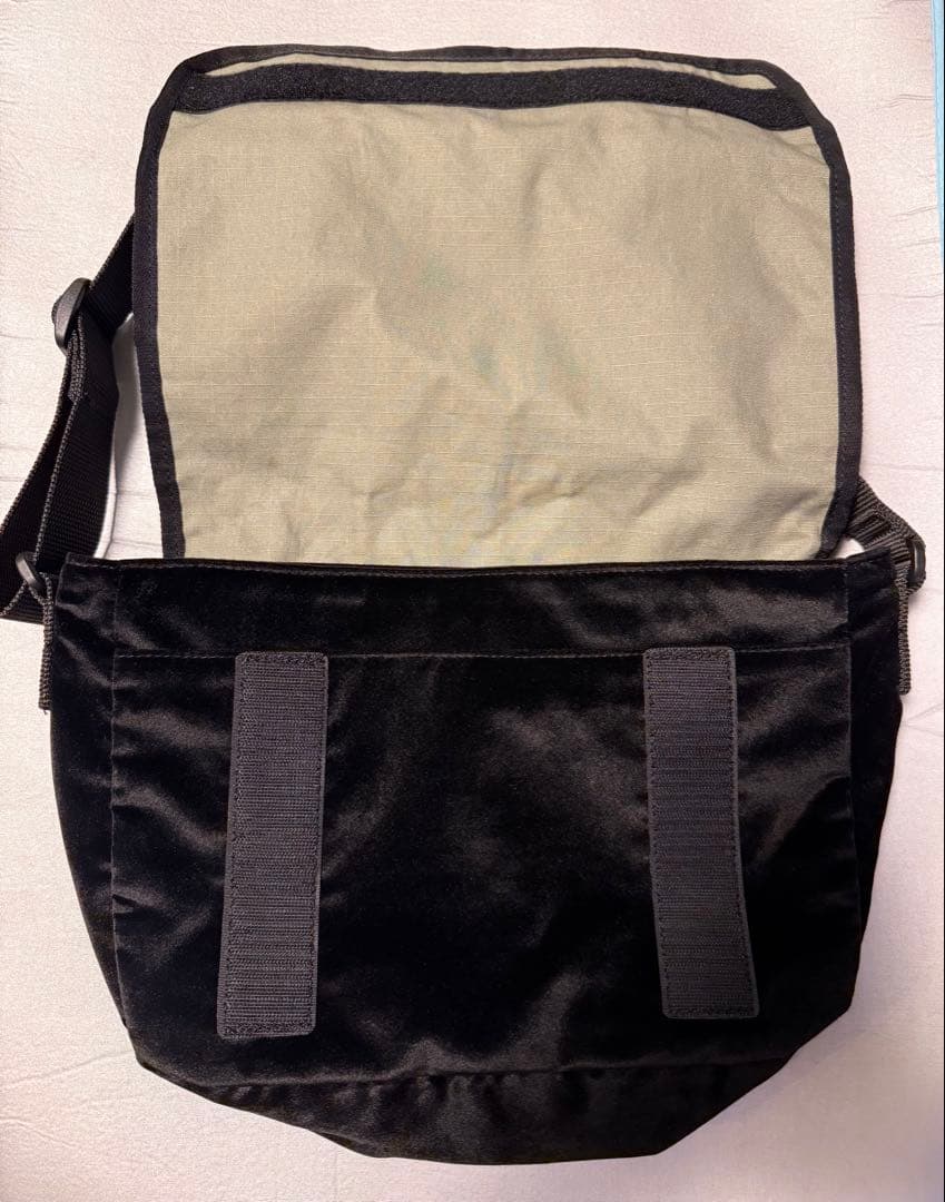 【わたがし】SupremeVelvetSmallMessengerBag