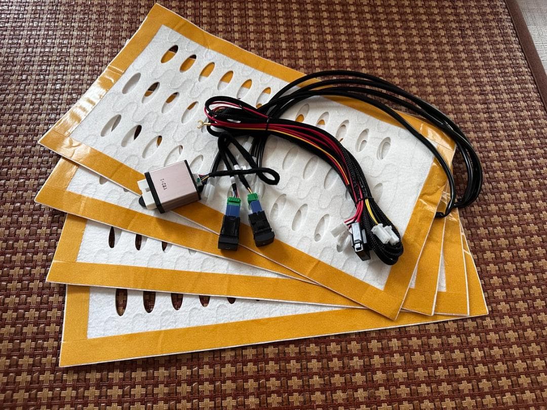 現行トヨタライズ RAIZE 後付シートヒーター HI/LO切替 2席分