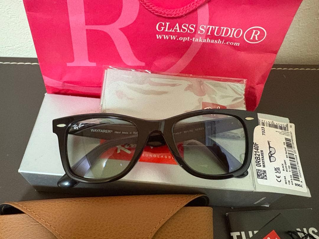 小物 Ray-Ban WAYFARER