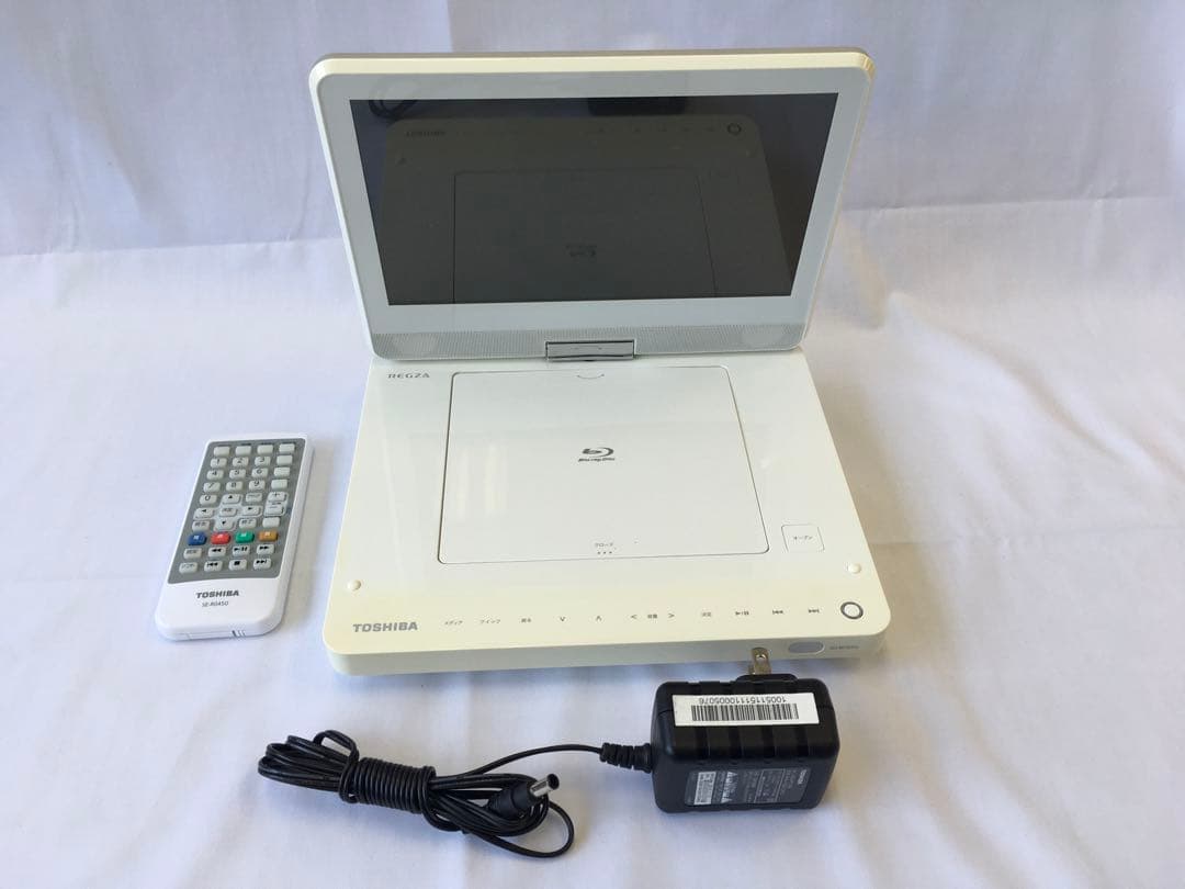トウシバ　ポータブルブルーレイプレーヤー　SD-BP900S