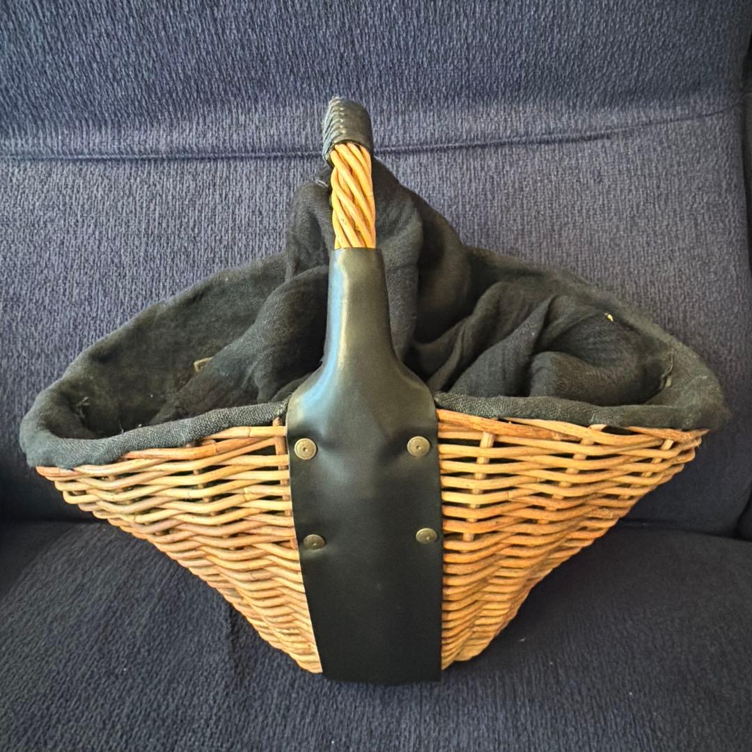 エバゴス籐製ハンドル付きかごバッグ