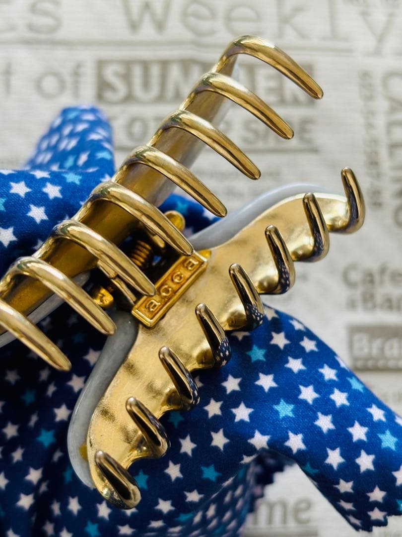 accaスカイブルーヘアクリップ