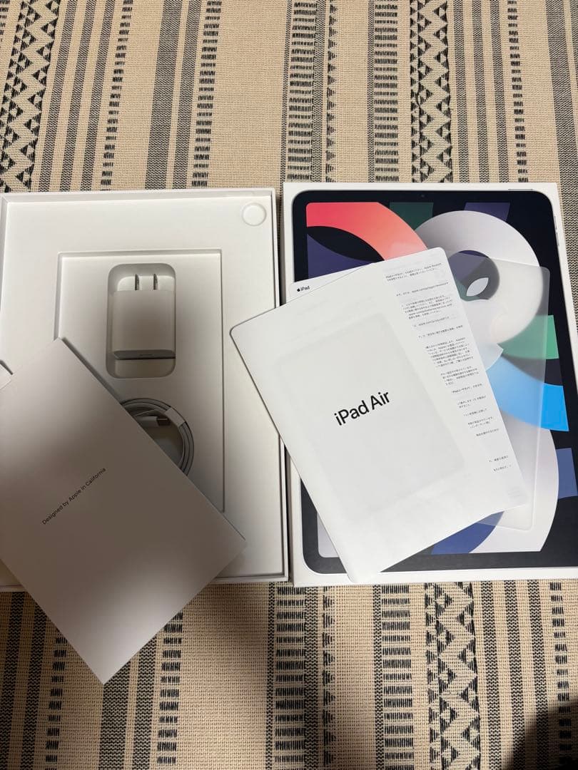 256GB Apple iPad Air (第4世代) シルバー 本体