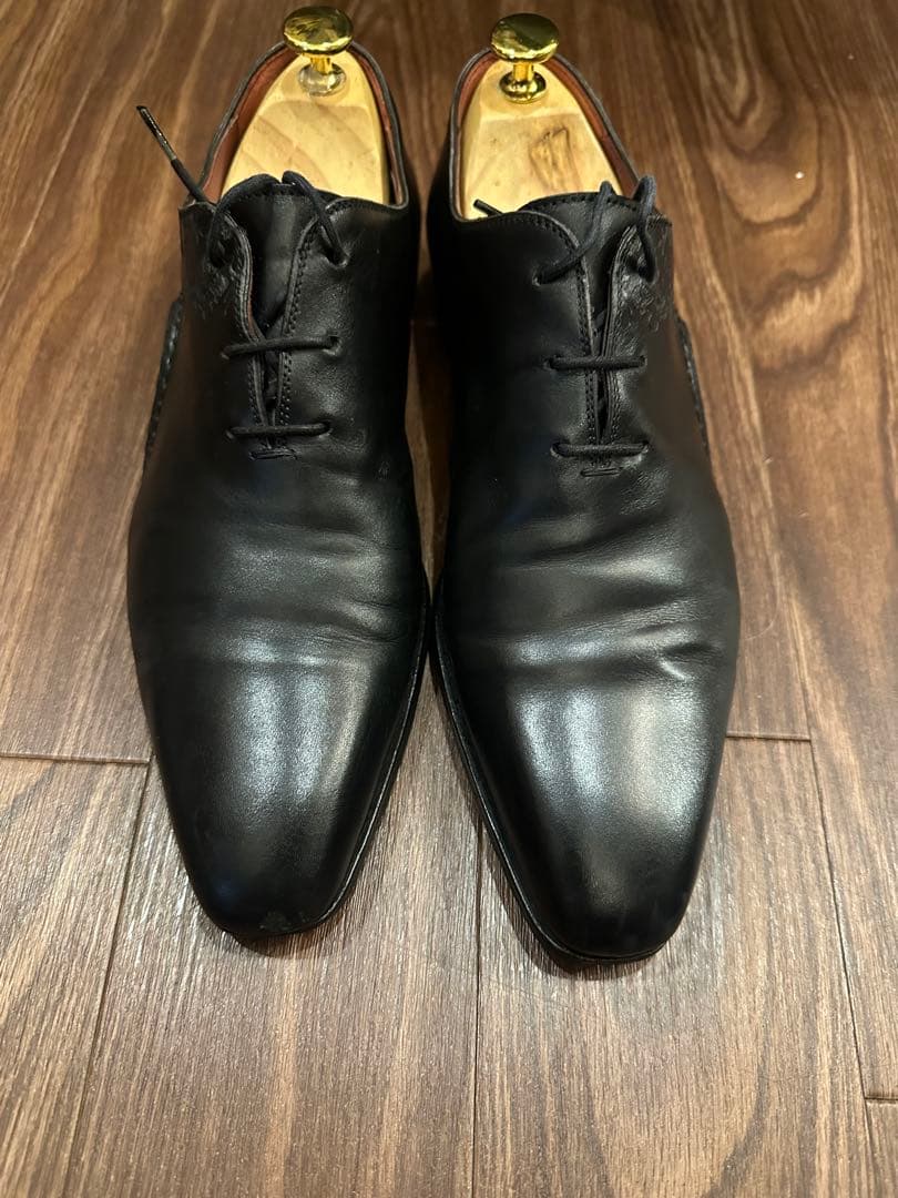MAGNANNI スペイン製　レーザー刻印ホールカット