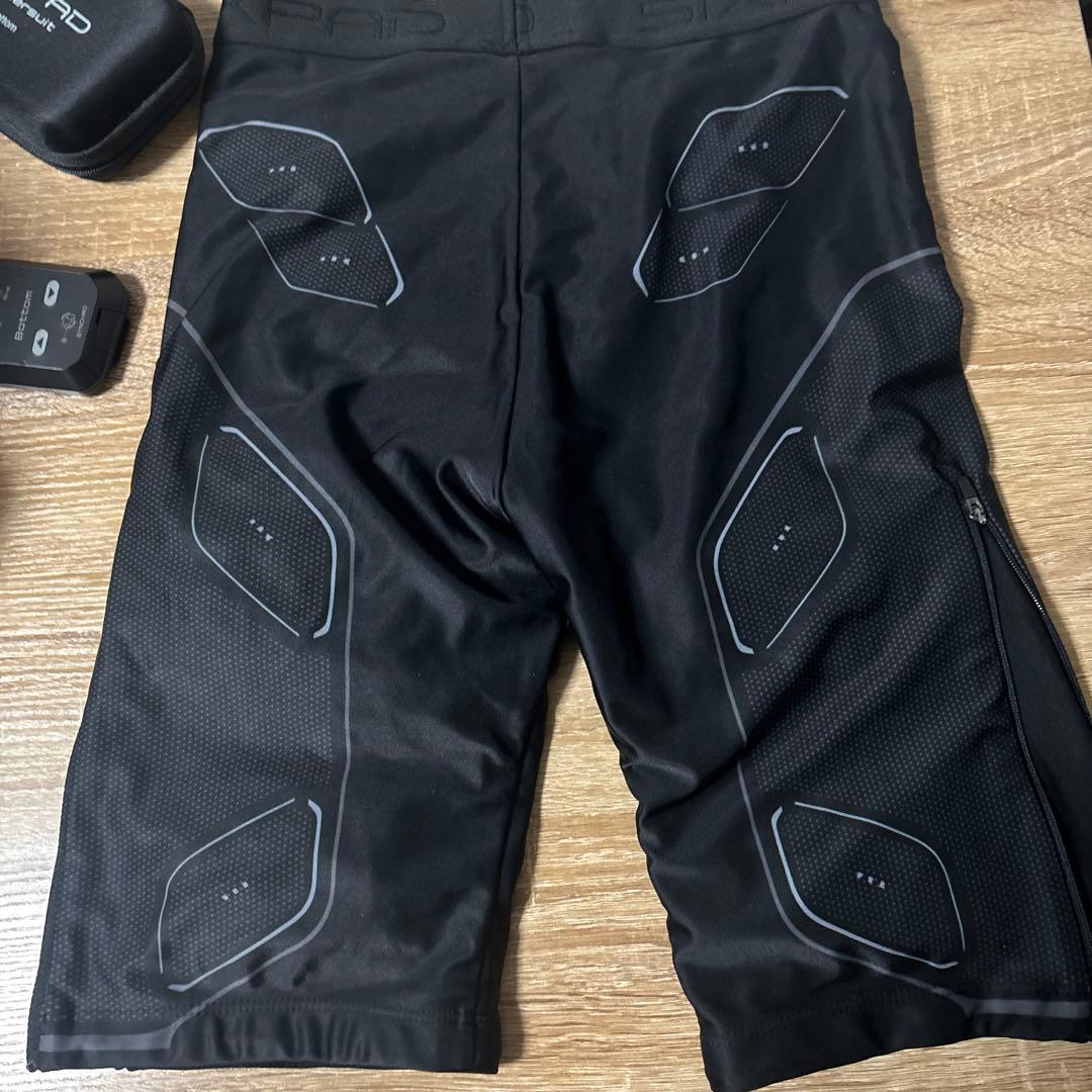 シックスパッド　パワースーツ　メンズ M 使用回数少なめ　美品寄り　最安値