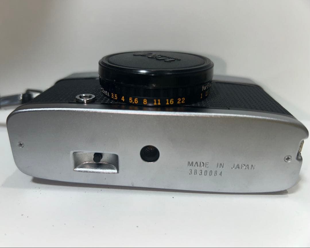 Olympus Pen EE-3 オリンパス ハーフカメラ