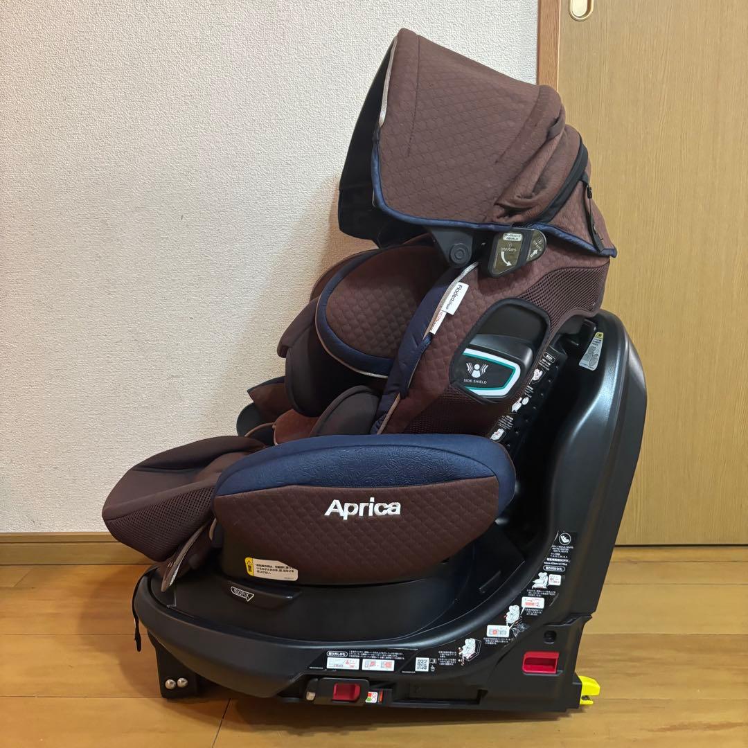 アップリカ フラディアグロウ ISOFIX プレミアム360°セーフティ