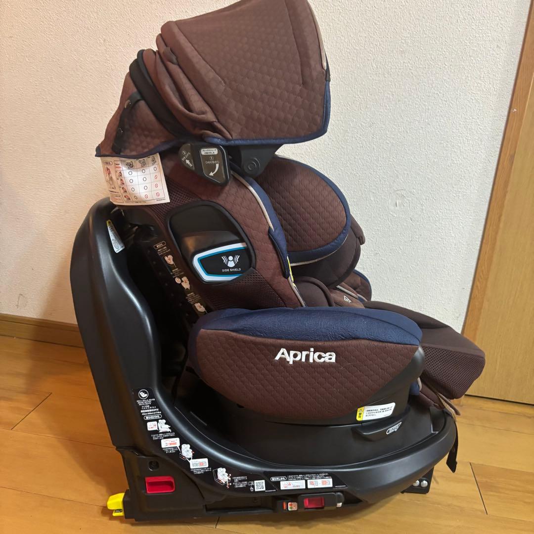 アップリカ フラディアグロウ ISOFIX プレミアム360°セーフティ