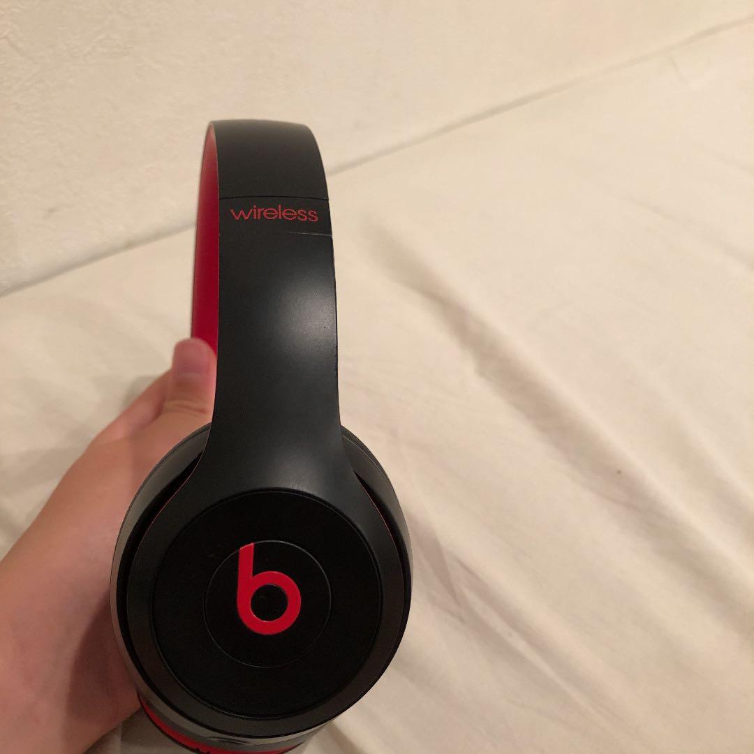 ビーツブルートゥースヘッドホン