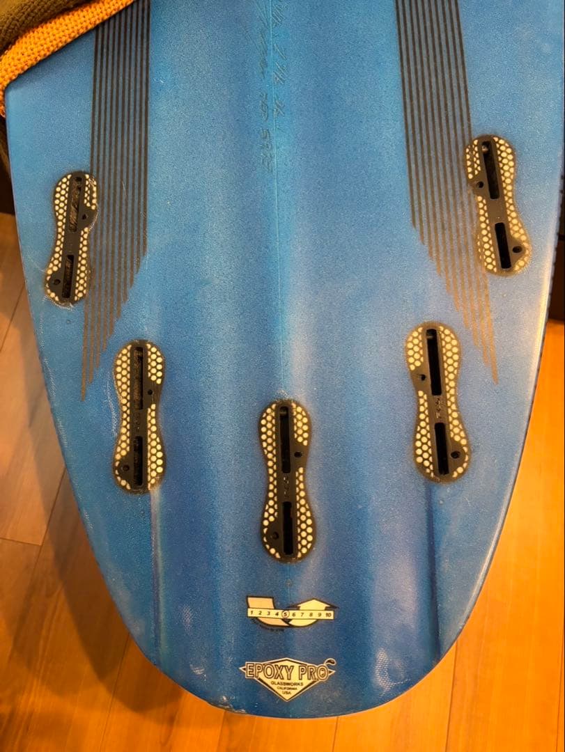 Tomo XTR Parallel Carbon サーフボード　ケース付き