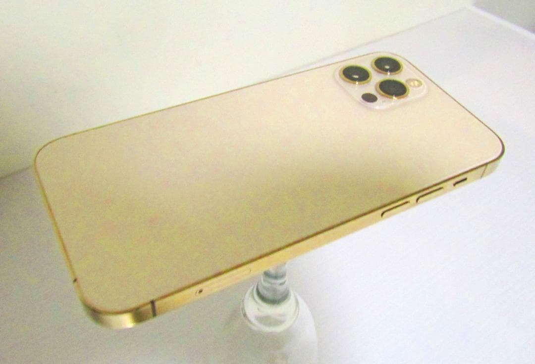 ihone12Pro250Gケース他