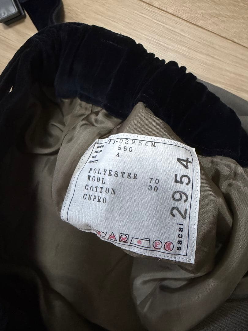 Sacai プリーツショーツ【10月16日まで】